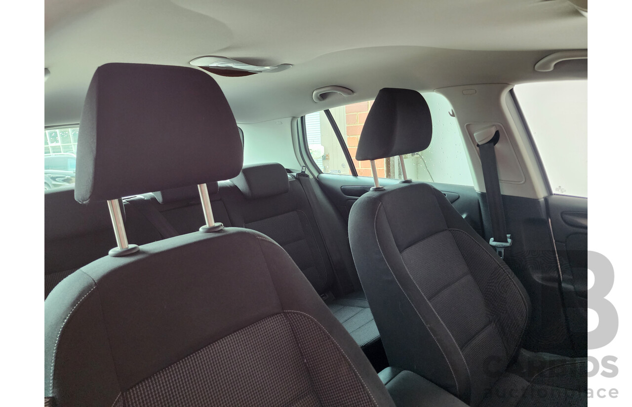 2/2009 Volkswagen Golf 2.0 TDI 1K MY09 5d Hatchback Silver 2.0L