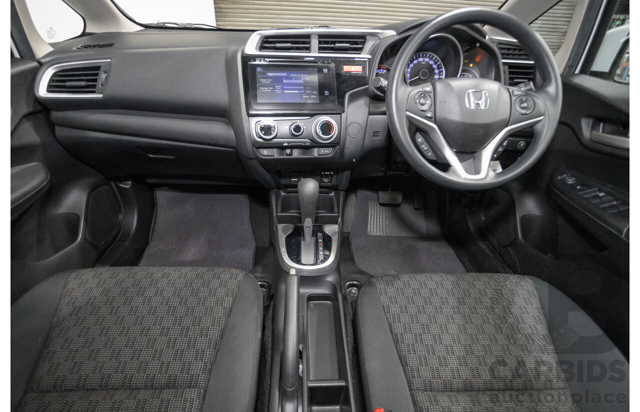 03/2016 Honda Jazz VTi GK MY16 5D Hatchback Orchid White Pearl 1.5L