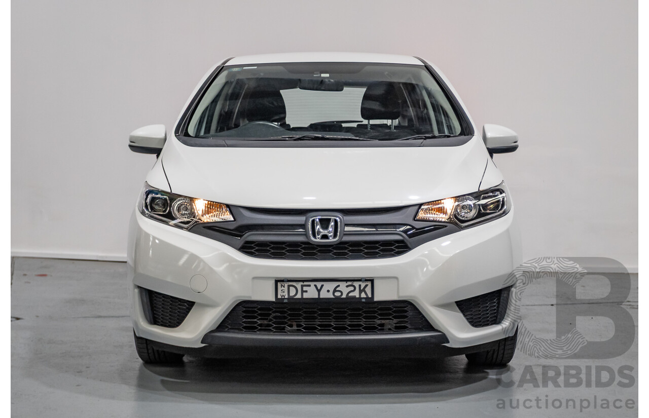 03/2016 Honda Jazz VTi GK MY16 5D Hatchback Orchid White Pearl 1.5L