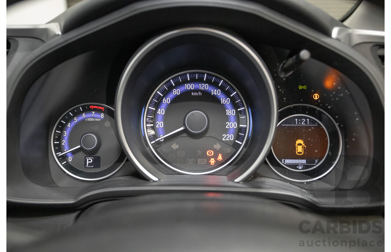 03/2016 Honda Jazz VTi GK MY16 5D Hatchback Orchid White Pearl 1.5L