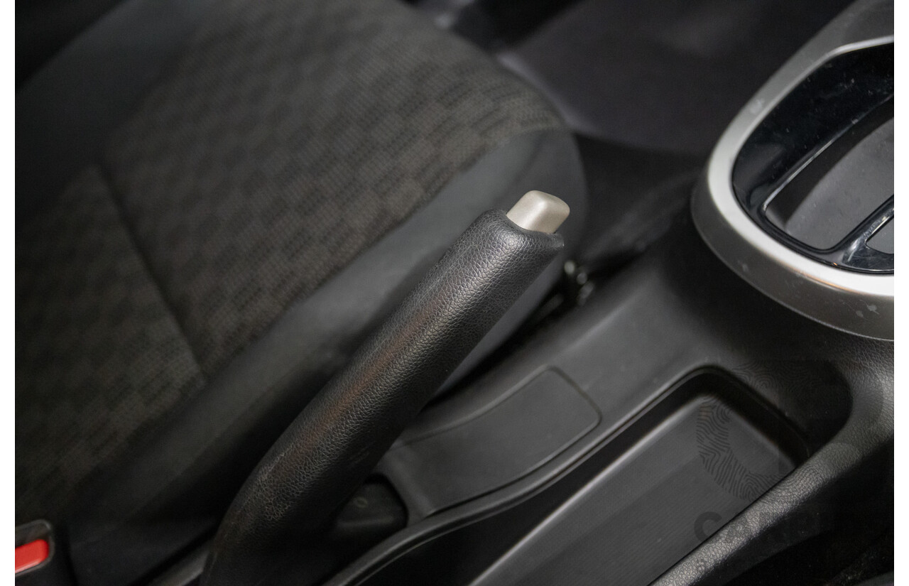 03/2016 Honda Jazz VTi GK MY16 5D Hatchback Orchid White Pearl 1.5L