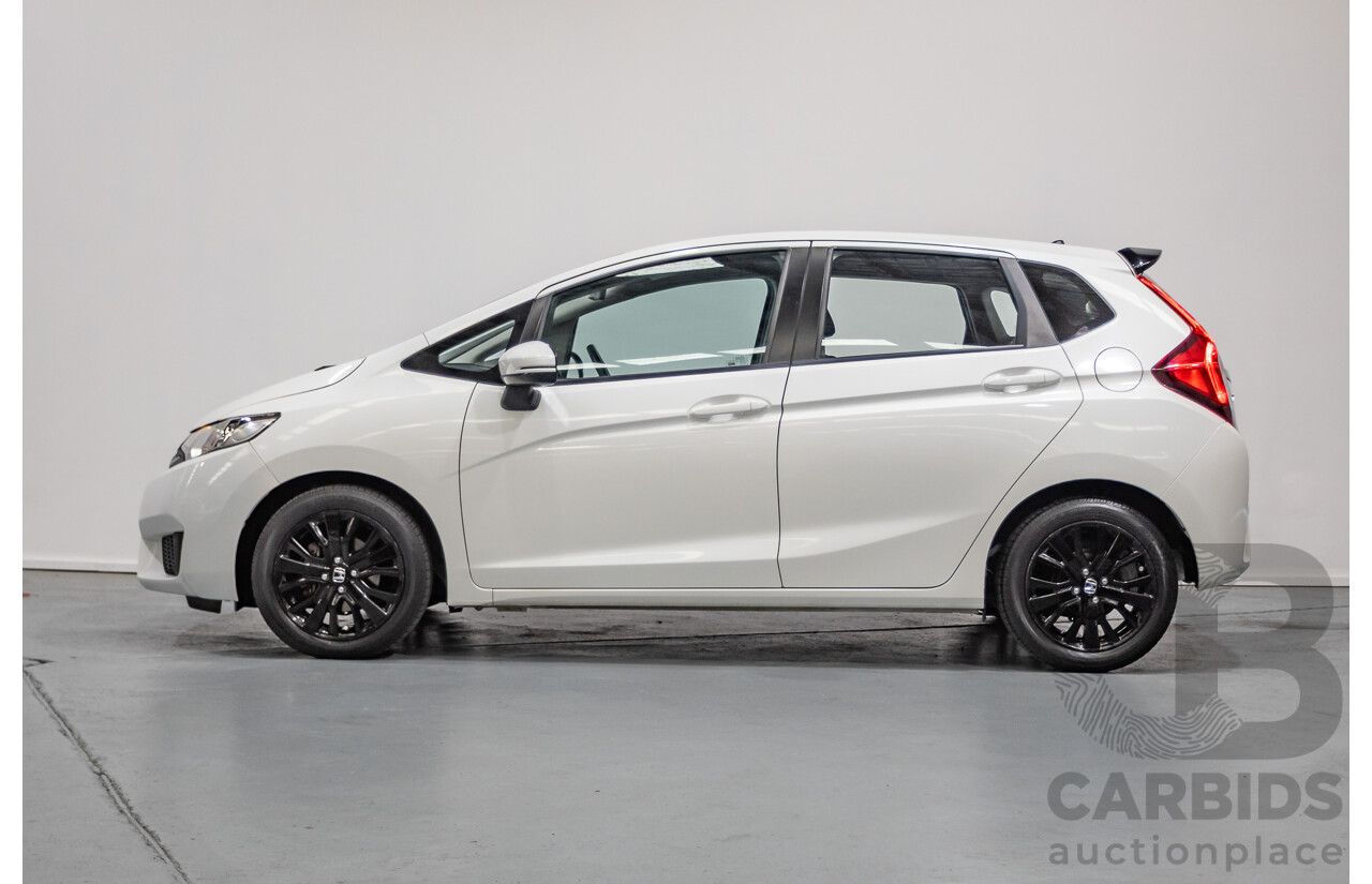 03/2016 Honda Jazz VTi GK MY16 5D Hatchback Orchid White Pearl 1.5L
