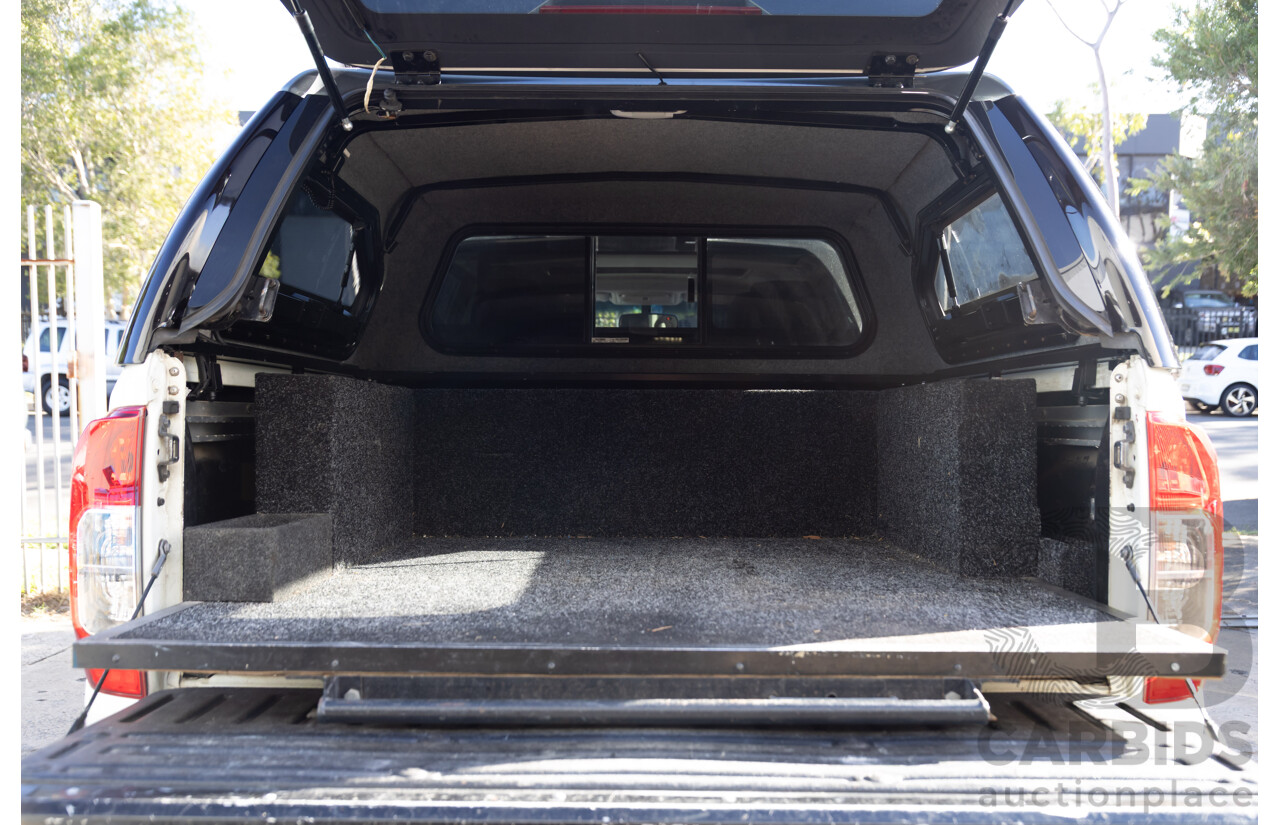 9/2015 Nissan Navara ST-X NP300 D23 Dual Cab Utility White 2.3L