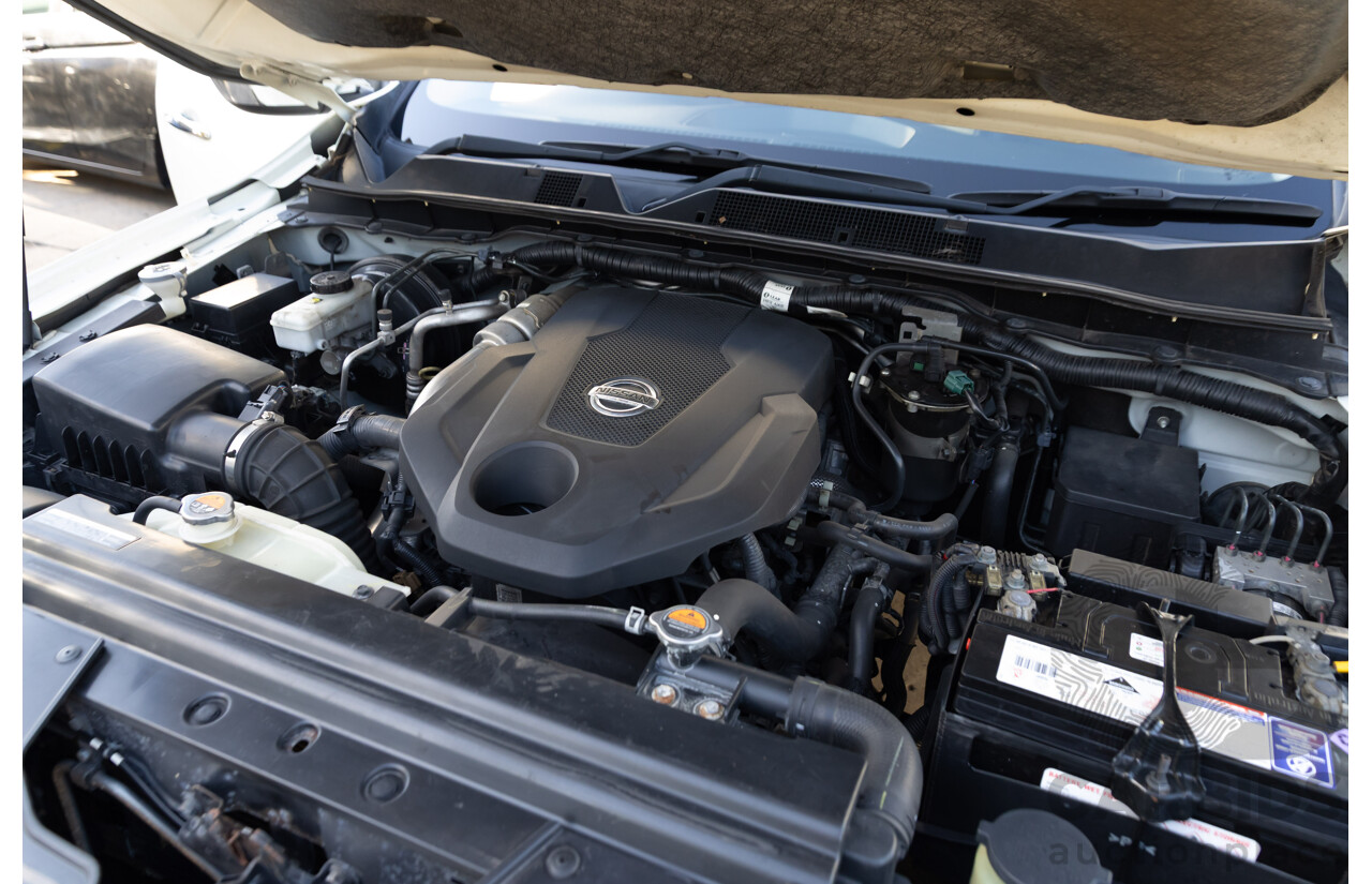 9/2015 Nissan Navara ST-X NP300 D23 (4x4 )Dual Cab Utility White Turbo Diesel 2.3L