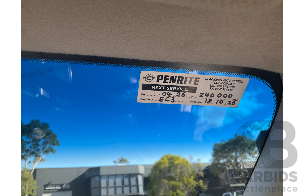 9/2015 Nissan Navara ST-X NP300 D23 (4x4 )Dual Cab Utility White Turbo Diesel 2.3L