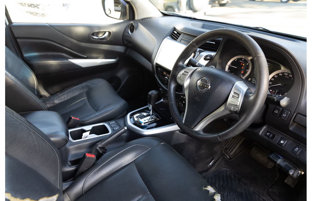 9/2015 Nissan Navara ST-X NP300 D23 Dual Cab Utility White 2.3L