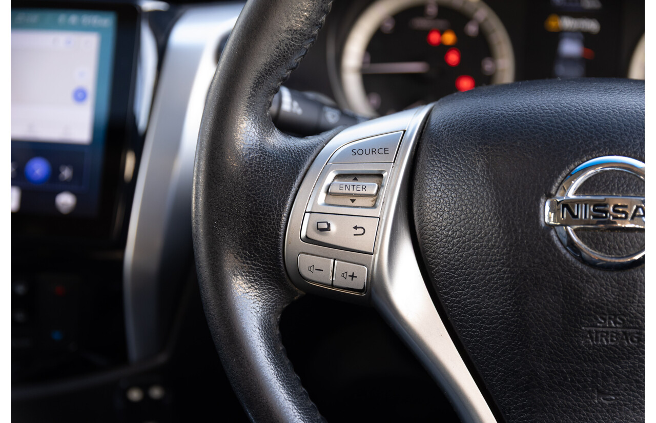 9/2015 Nissan Navara ST-X NP300 D23 Dual Cab Utility White 2.3L