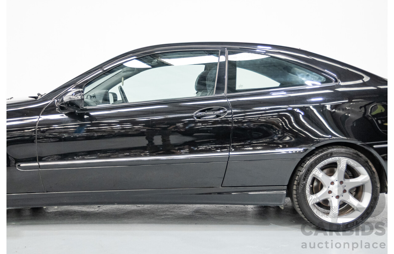 02/2010 Mercedes-Benz CLC200 Kompressor 203 MY10 2D Coupe Solid Black Supercharged 1.8L