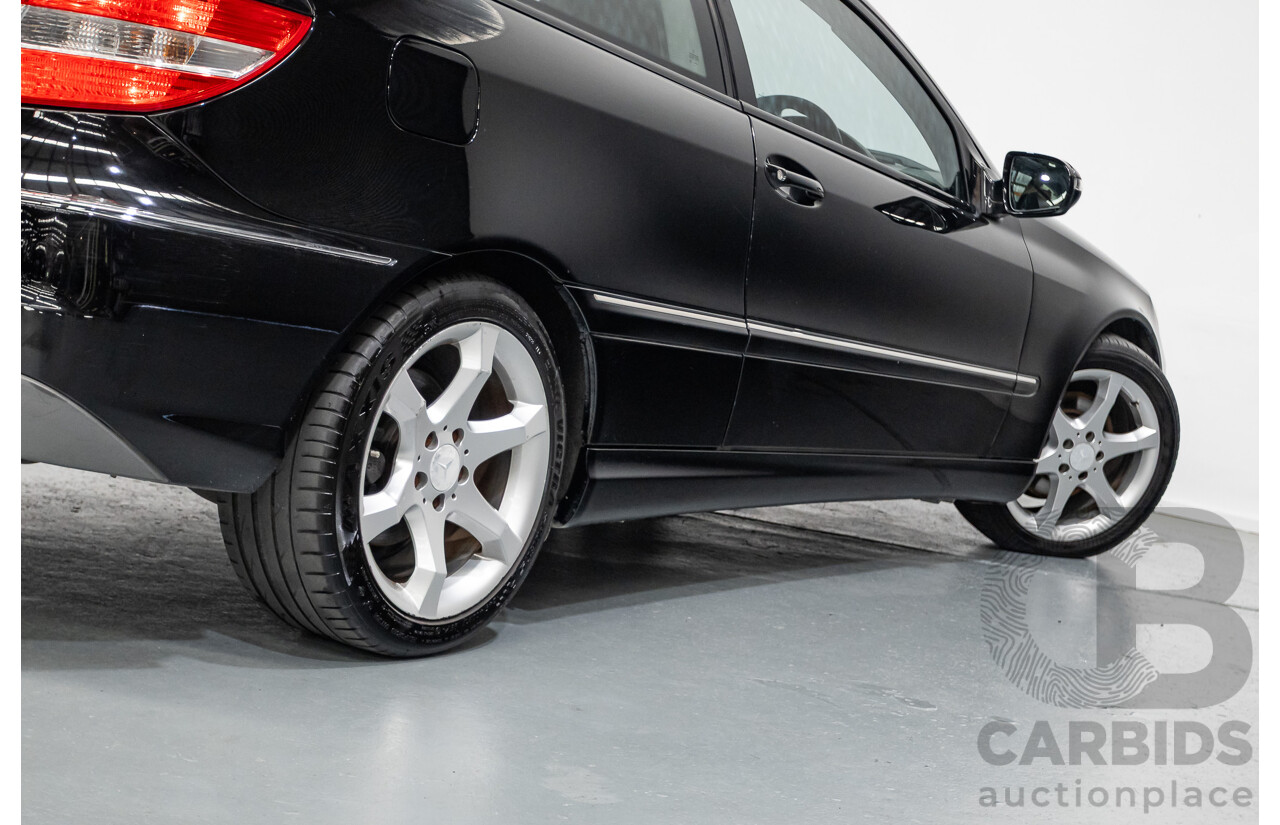 02/2010 Mercedes-Benz CLC200 Kompressor 203 MY10 2D Coupe Solid Black Supercharged 1.8L