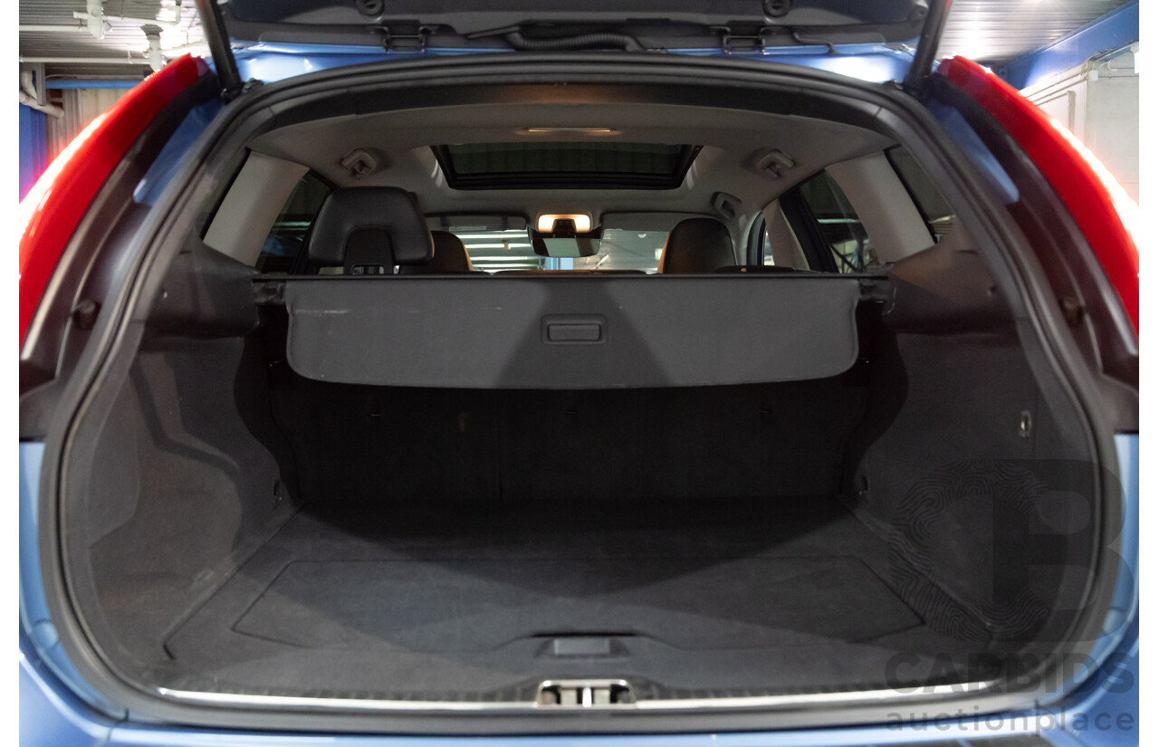 01/2017 Volvo XC60 D4 Luxury (AWD) DZ MY17 4d Wagon Blue Turbo Diesel 2.4L