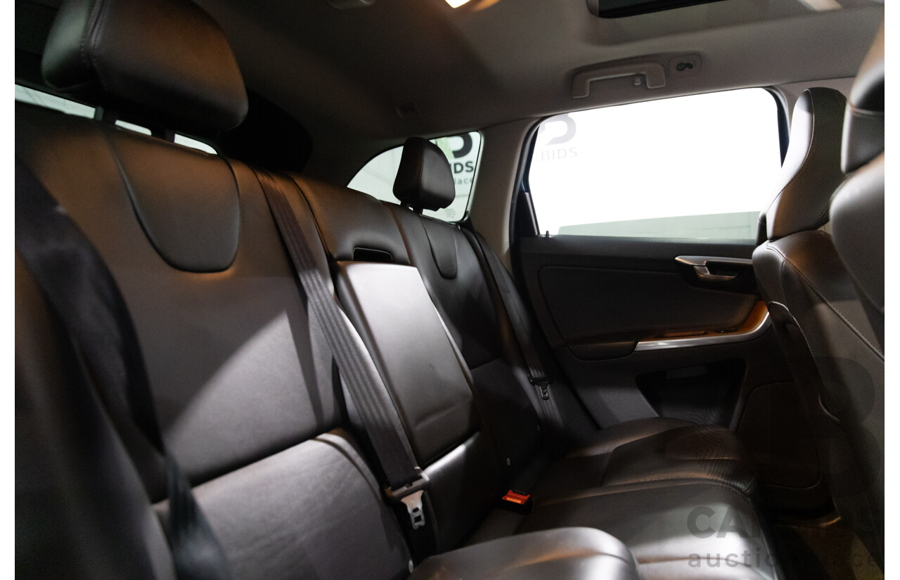 01/2017 Volvo XC60 D4 Luxury (AWD) DZ MY17 4d Wagon Blue Turbo Diesel 2.4L