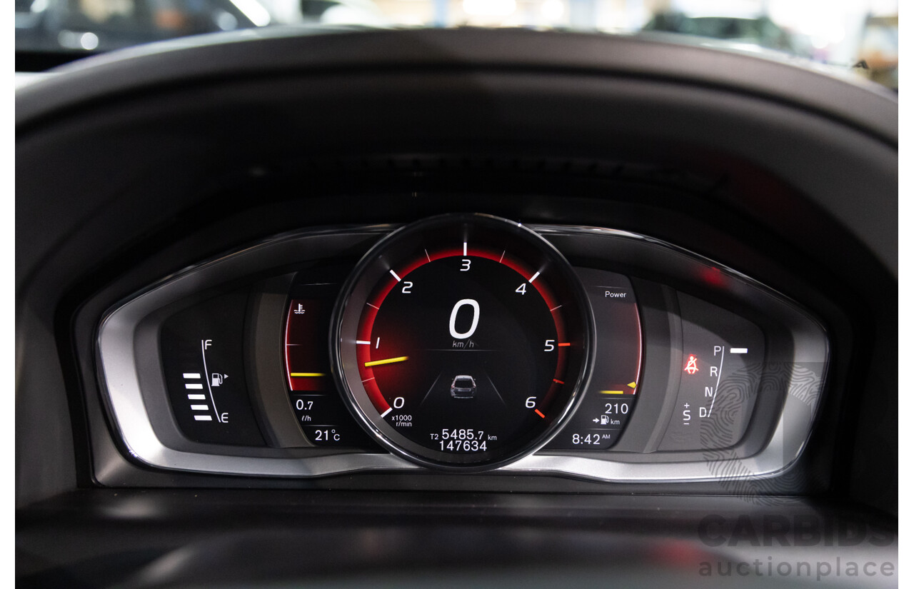 01/2017 Volvo XC60 D4 Luxury (AWD) DZ MY17 4d Wagon Blue Turbo Diesel 2.4L