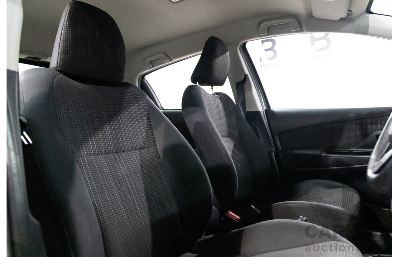 07/2019 Toyota Yaris Ascent (FWD) NCP130R MY18 5d Hatchback Magnetic Grey Metallic 1.3L