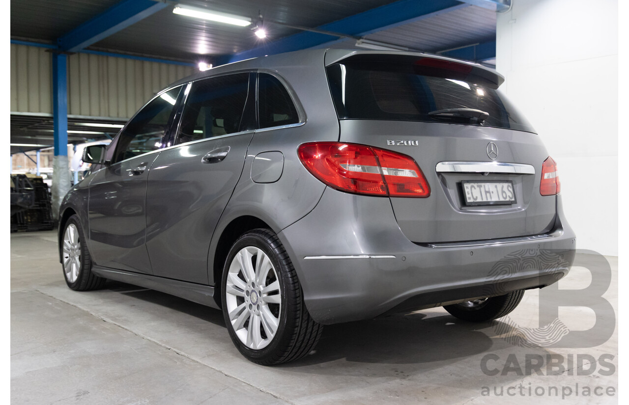6/2014 Mercedes-Benz B200 246 MY14 5d Hatchback Mountain Grey Metallic Turbo 1.6L