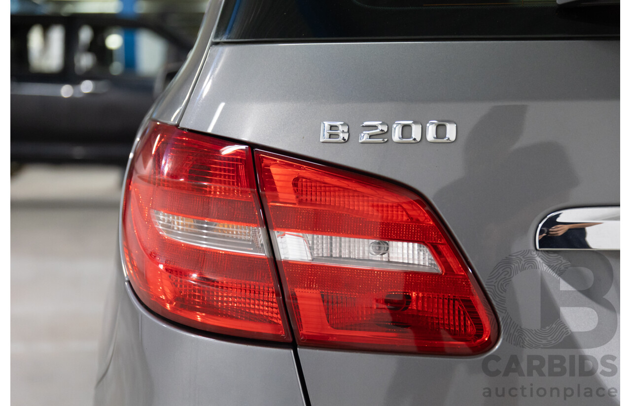 6/2014 Mercedes-Benz B200 246 MY14 5d Hatchback Mountain Grey Metallic Turbo 1.6L