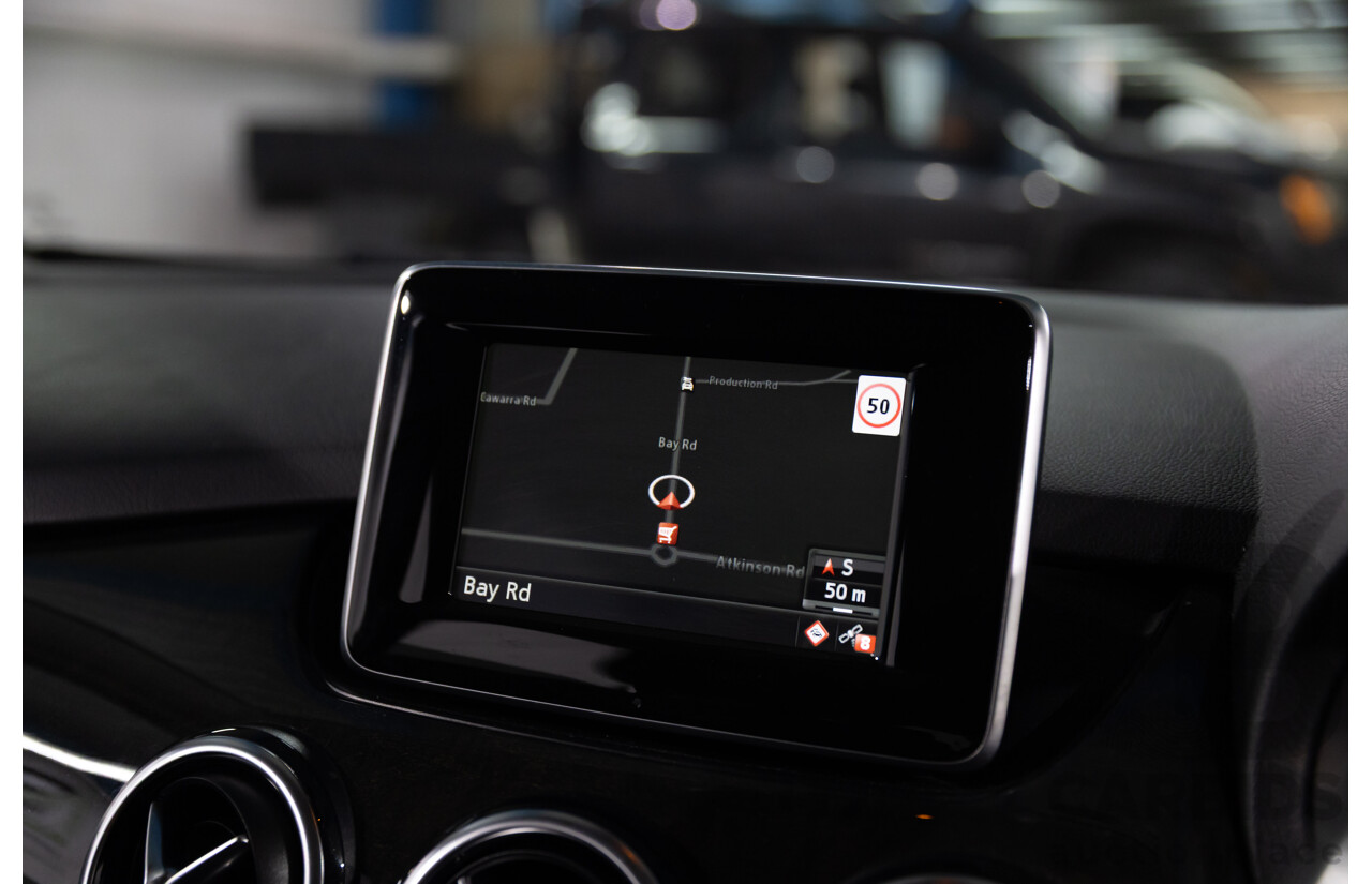 6/2014 Mercedes-Benz B200 246 MY14 5d Hatchback Mountain Grey Metallic Turbo 1.6L