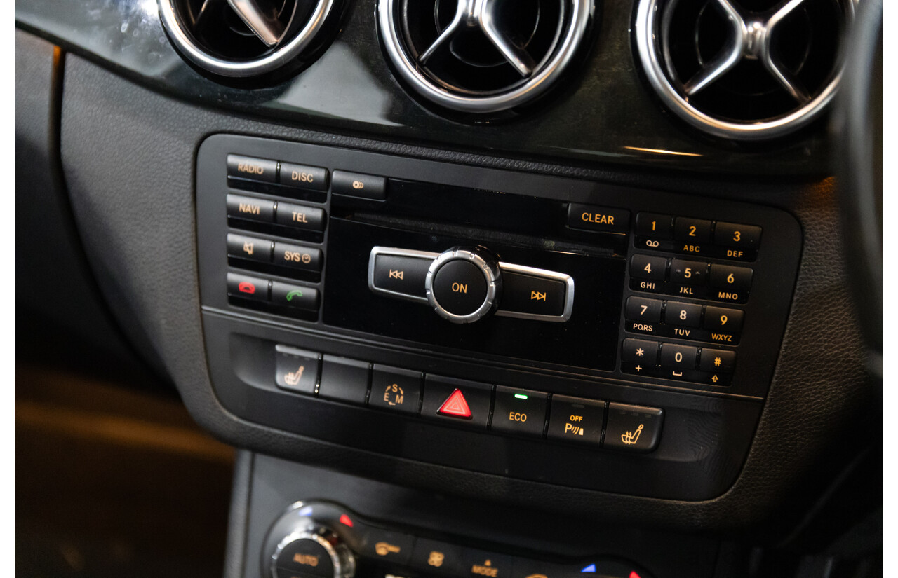 6/2014 Mercedes-Benz B200 246 MY14 5d Hatchback Mountain Grey Metallic Turbo 1.6L