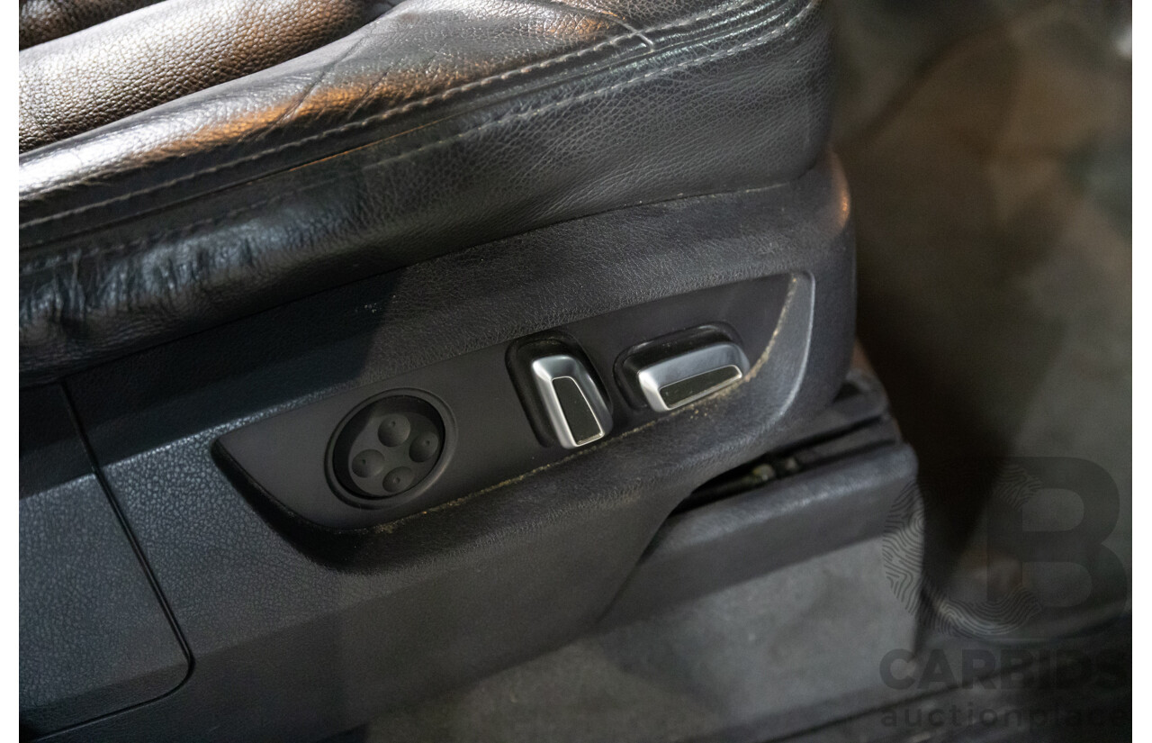 2/2014 Audi Q7 3.0 TDI S-Line Quattro MY14 4d Wagon Floret Silver Metallic Turbo Diesel V6 3.0L - 7 Seater