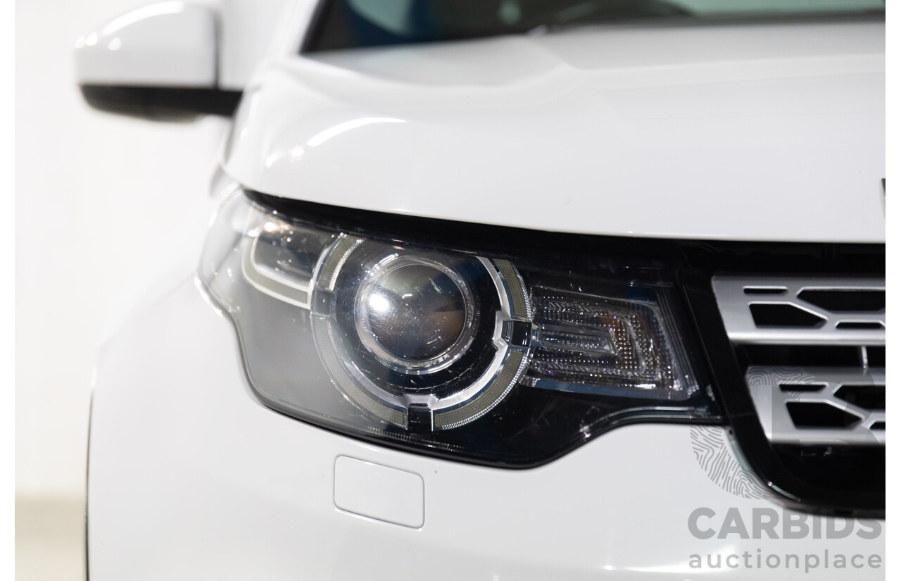 01/2018 Land Rover Discovery Sport Td4 HSE (132kW AWD) L550 MY18 4d Wagon Fuji White Turbo Diesel 2.0L - 7 Seater