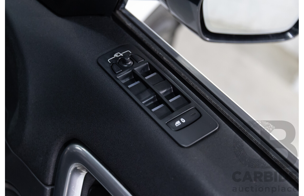 01/2018 Land Rover Discovery Sport Td4 HSE (132kW AWD) L550 MY18 4d Wagon Fuji White Turbo Diesel 2.0L - 7 Seater