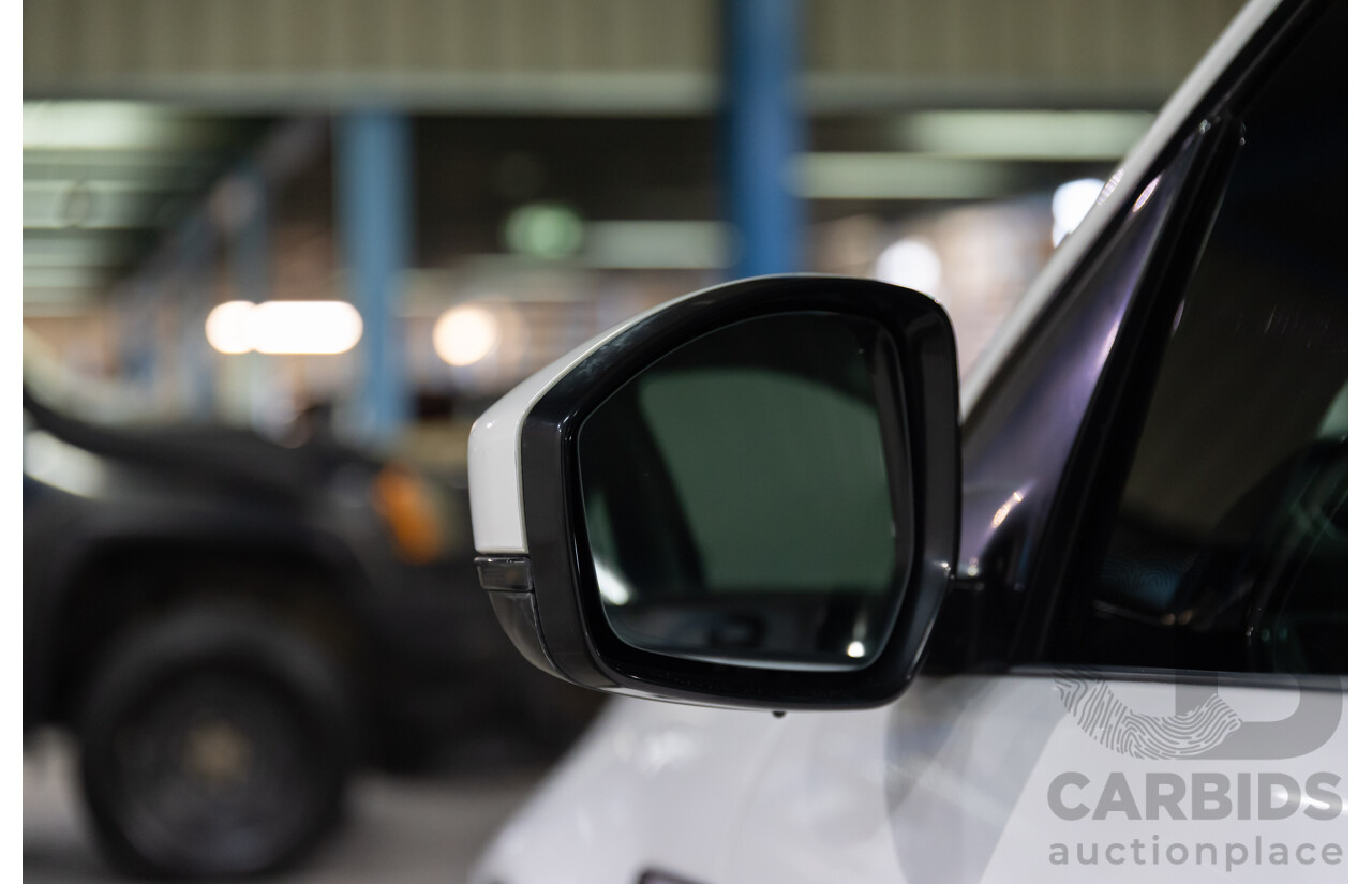 01/2018 Land Rover Discovery Sport Td4 HSE (132kW AWD) L550 MY18 4d Wagon Fuji White Turbo Diesel 2.0L - 7 Seater