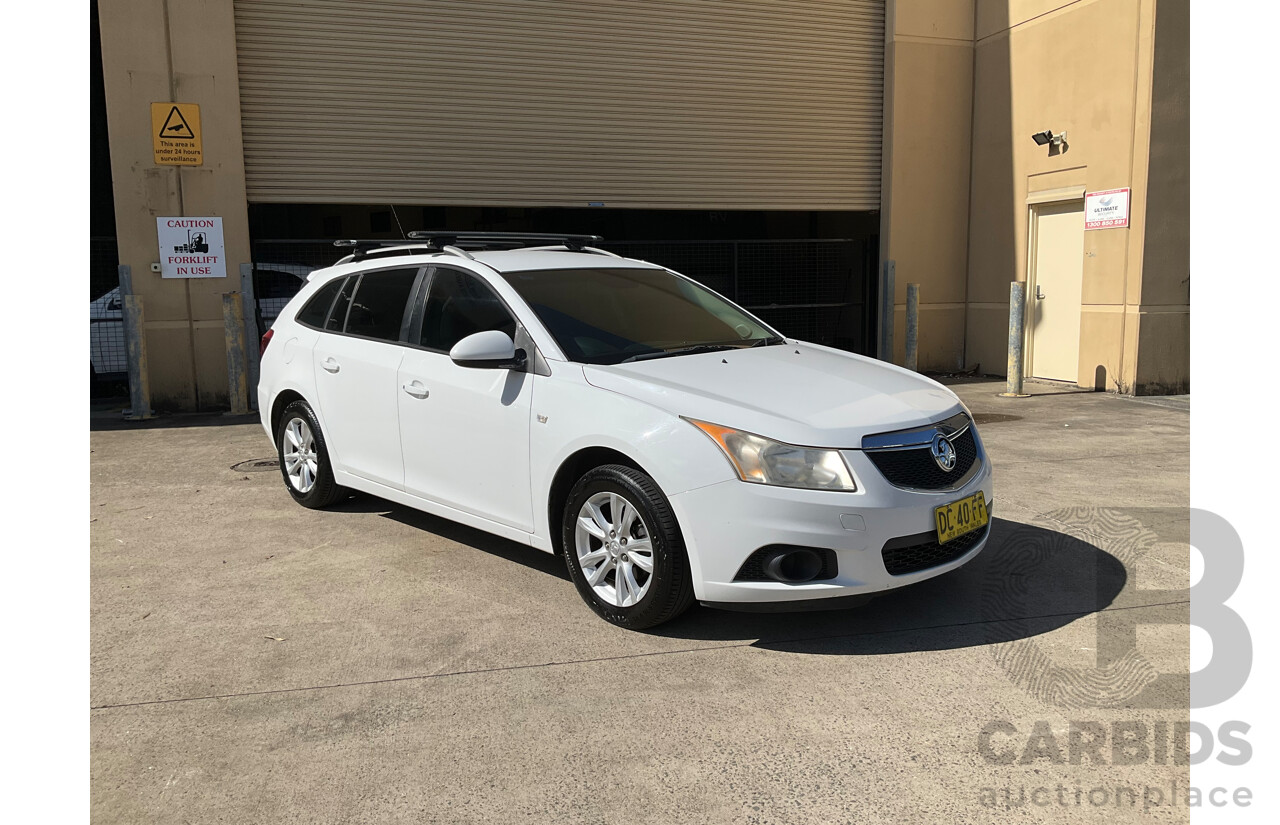 2/2014 Holden Cruze CD JH MY14 4d Sportwagon White 1.8L