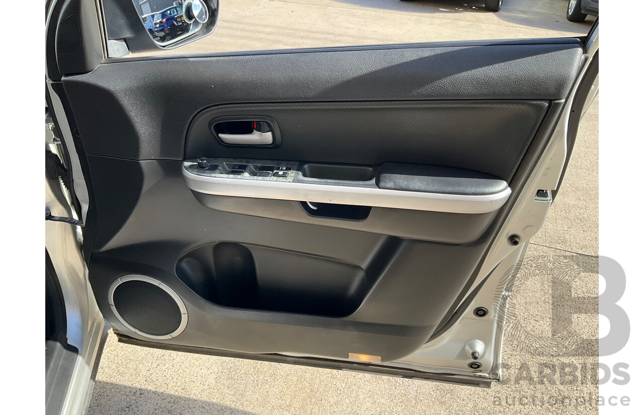 3/2010 Suzuki Grand Vitara Prestige (4x4) JT MY09 4d Wagon Silver V6 3.2L