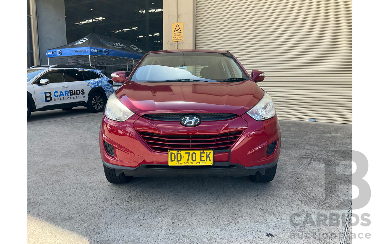 9/2011 Hyundai ix35 Active (FWD) LM MY11 4d Wagon Red 2.0L