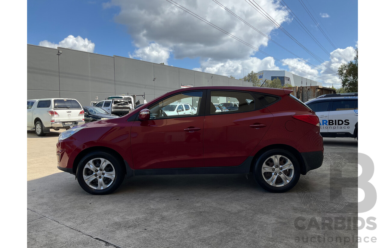 9/2011 Hyundai ix35 Active (FWD) LM MY11 4d Wagon Red 2.0L