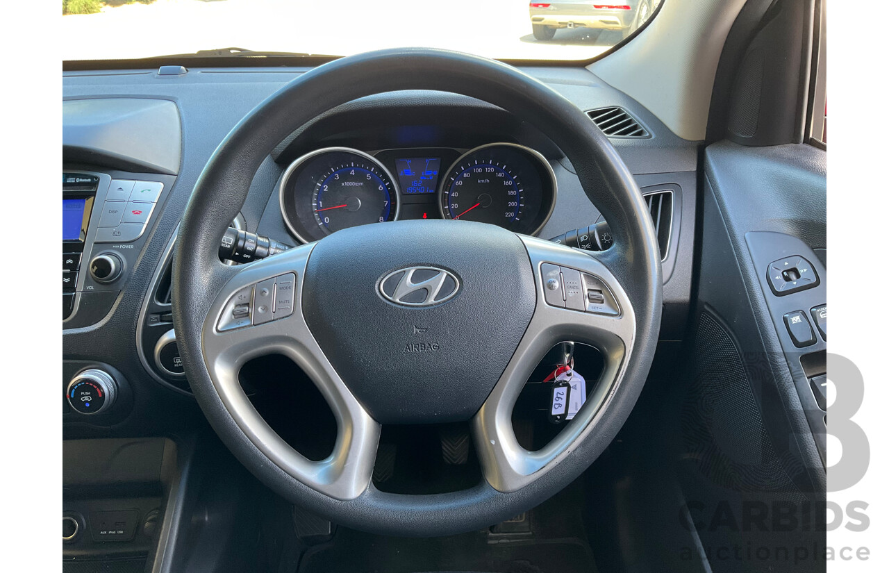 9/2011 Hyundai ix35 Active (FWD) LM MY11 4d Wagon Red 2.0L