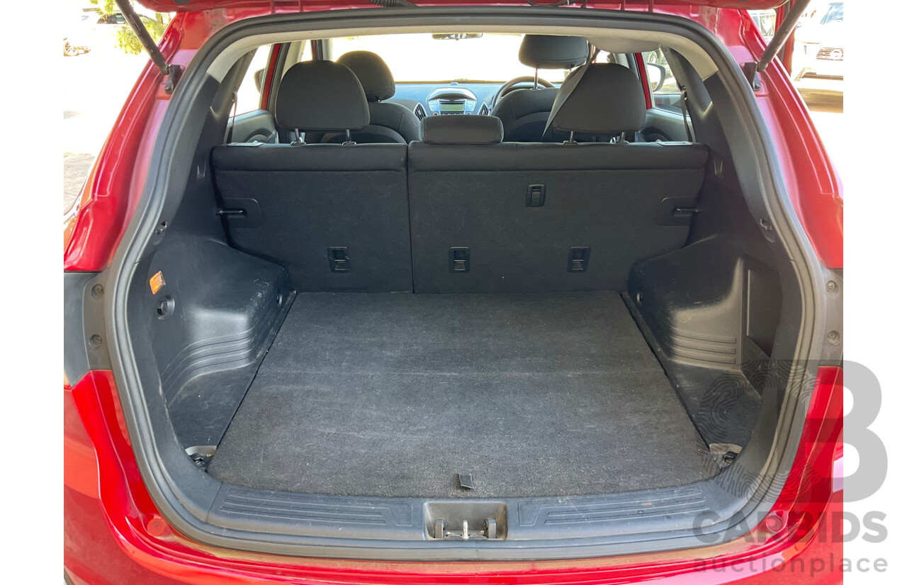 9/2011 Hyundai ix35 Active (FWD) LM MY11 4d Wagon Red 2.0L