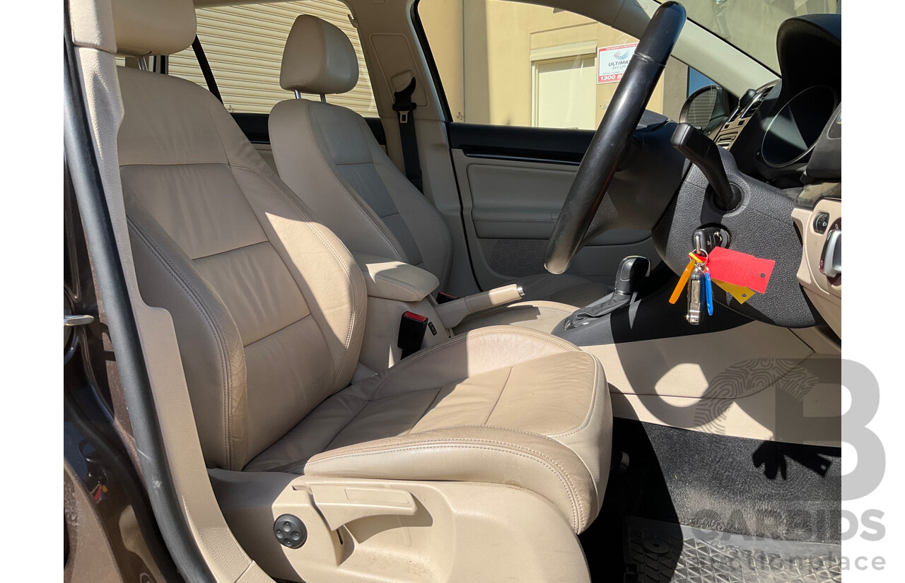10/2011 Volkswagen Golf 118 TSI Comfortline 1K MY12 4d Wagon Toffee Brown Metallic Twincharged 1.4L