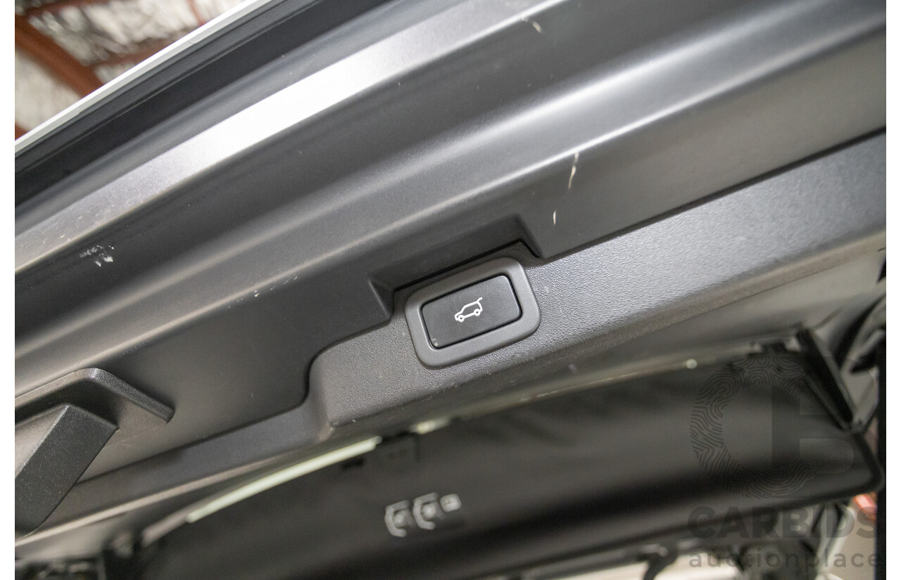 2/2018 Land Rover Discovery SD4 SE 4x4 MY18 4D Wagon Polaris White Twin Turbo Diesel 2.0L