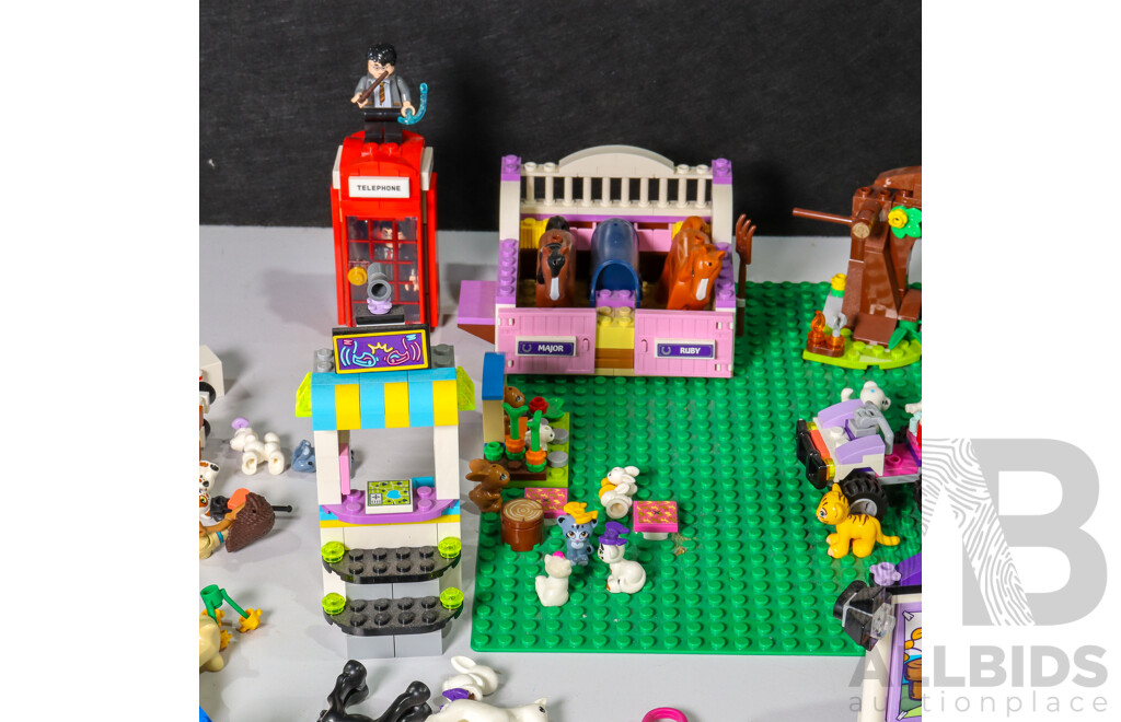 Collection of Mixed Lego Including Harry Potter, Friends Heartlake Horse Show Set and More