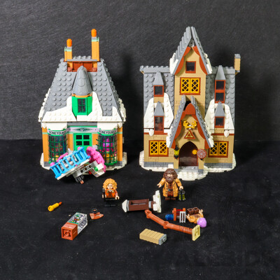 Lego Harry Potter Hogsmeade Village Visit