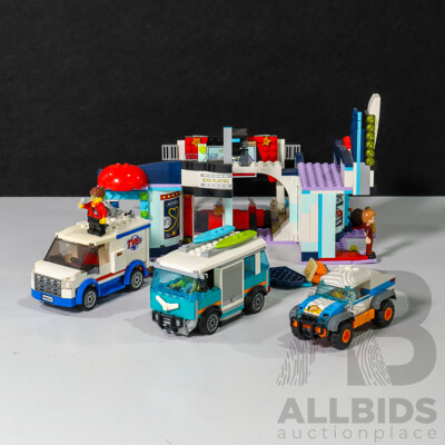 Collection of Lego Including City Furgone TV6+, Friends  Heartlake City Movie Theatre and More