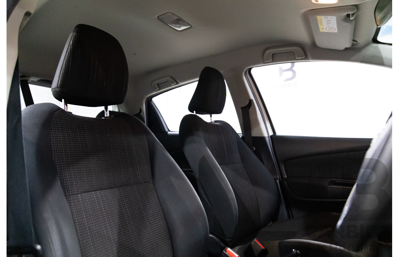 02/2017 Toyota Yaris Ascent (FWD) NCP130R MY17 5d Hatchback Glacier White 1.3L