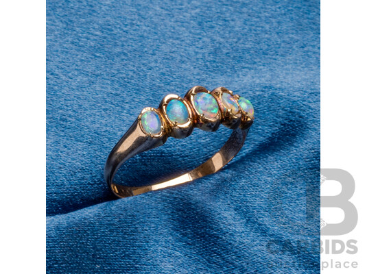 1660701 · Vintage 15ct Rose Gold Ring with Australian Opals - Size S