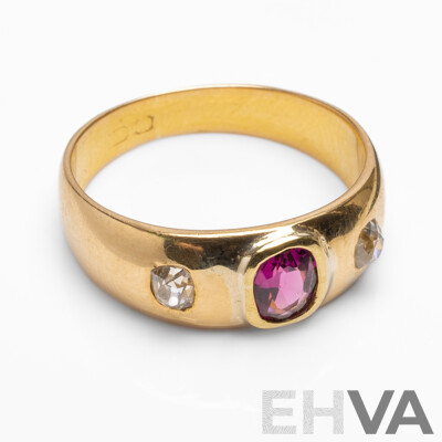 18ct Yellow Gold Ring with Purple Garnet and Mine Cut Diamonds - Size S.5