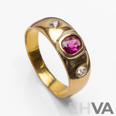 18ct Yellow Gold Ring with Purple Garnet and Mine Cut Diamonds - Size S.5