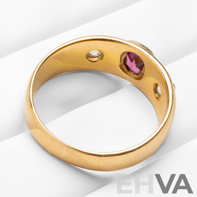 18ct Yellow Gold Ring with Purple Garnet and Mine Cut Diamonds - Size S.5