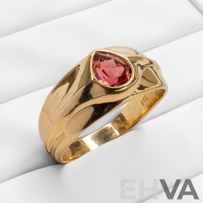 18ct Yellow Gold Ring with Pear Cut Pink Tourmaline - Size S.5