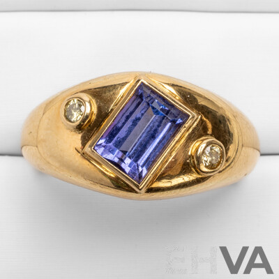 18ct Yellow Gold Ring with Emerald Cut Tanzanite and Yellow Diamonds - Size Q.5
