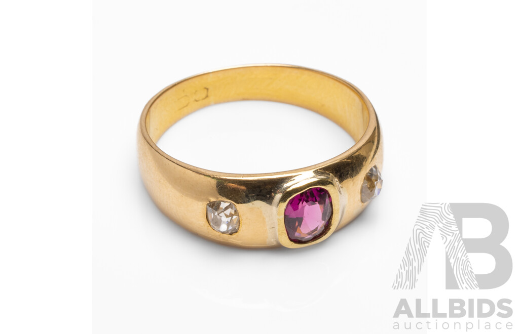 18ct Yellow Gold Ring with Purple Garnet and Mine Cut Diamonds - Size S.5