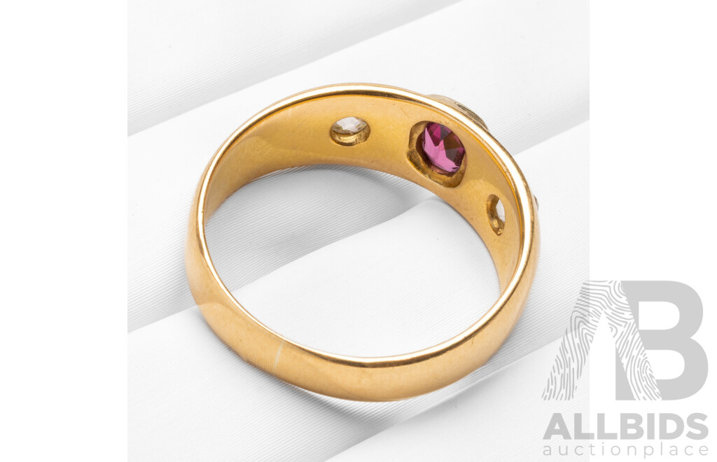 18ct Yellow Gold Ring with Purple Garnet and Mine Cut Diamonds - Size S.5