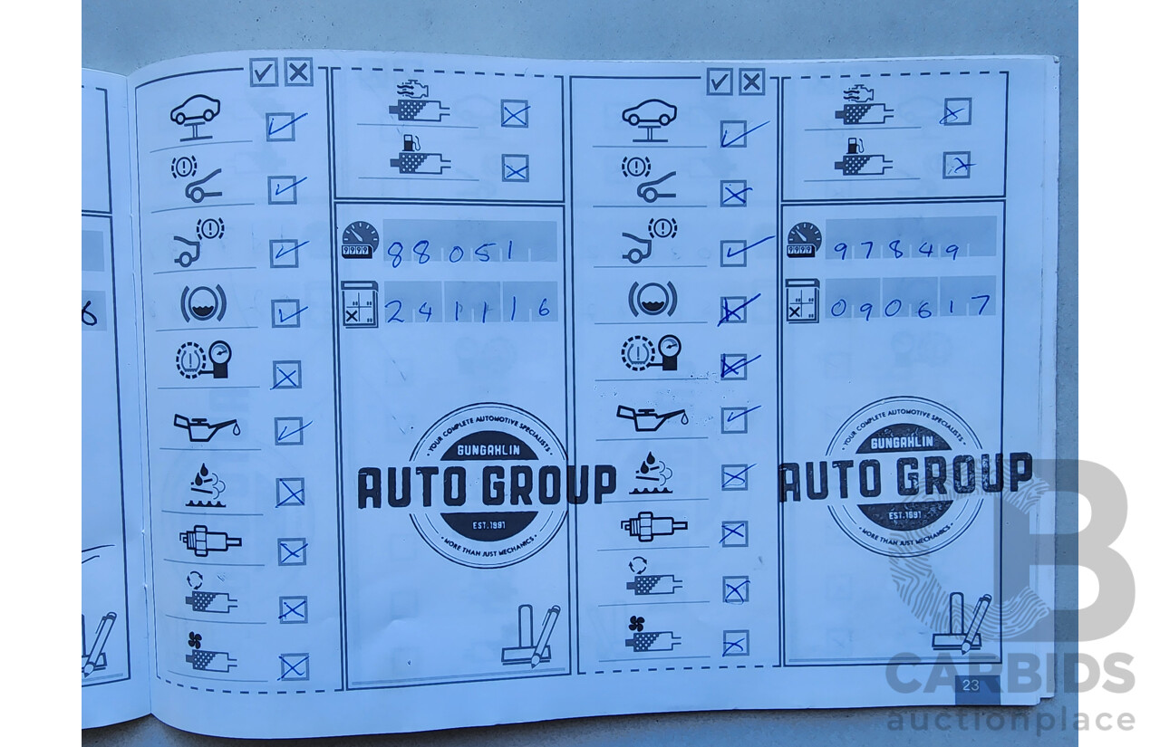 8/2011 Bmw 1 20i E87 MY11 5d Hatchback Black 2.0L