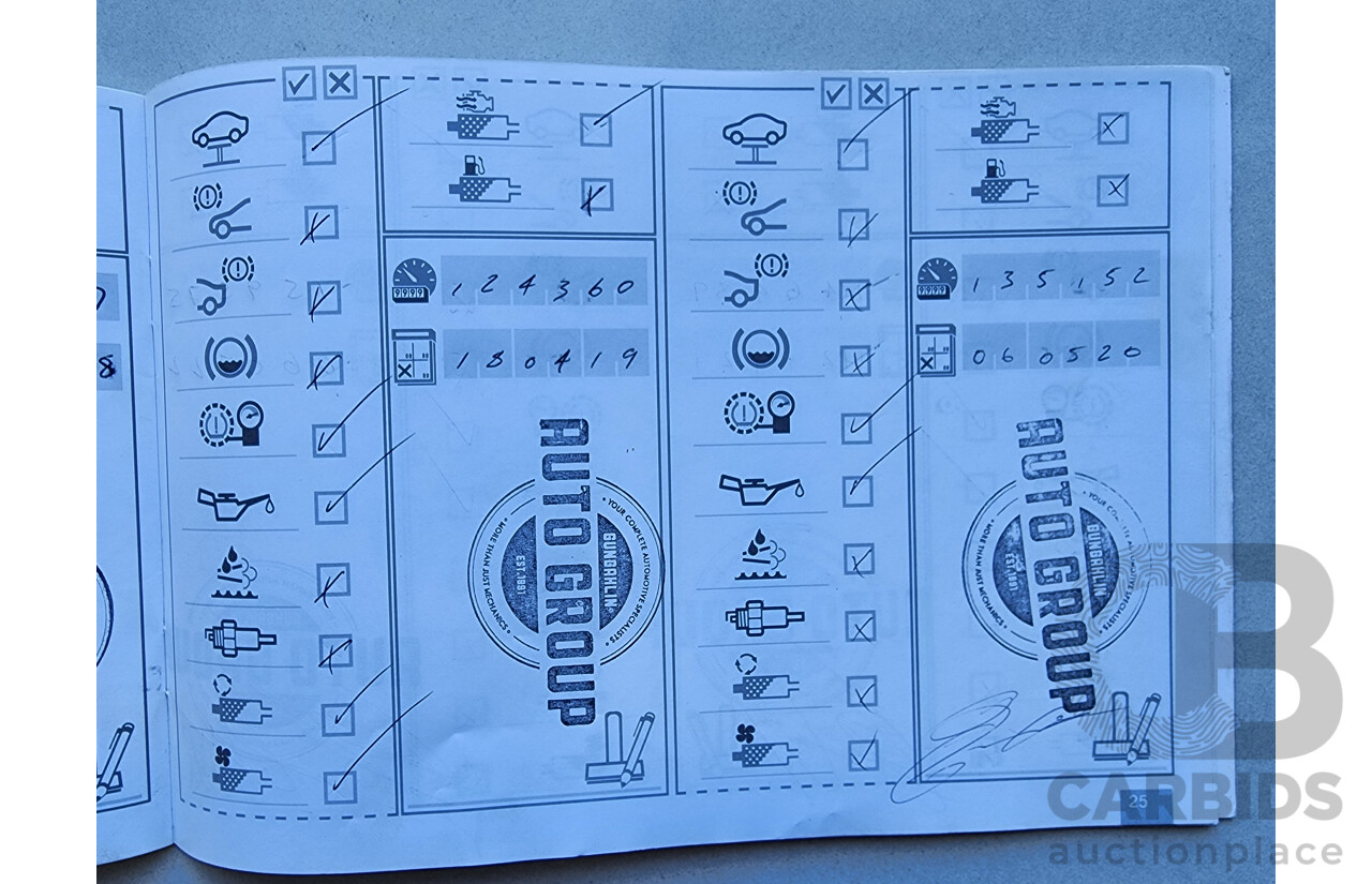 8/2011 Bmw 1 20i E87 MY11 5d Hatchback Black 2.0L