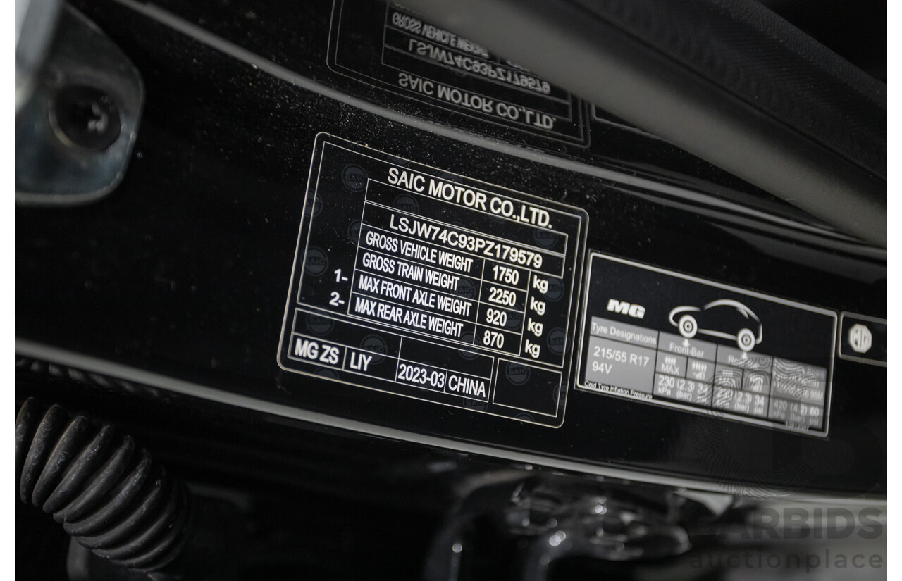 07/2024 MG ZST Essence MY23 5D Wagon Black Turbo 1.3L