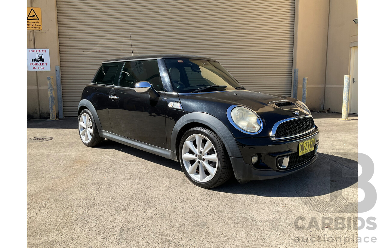 4/2011 Mini Cooper R56 MY11 2d Hatchback Black Turbo 1.6L