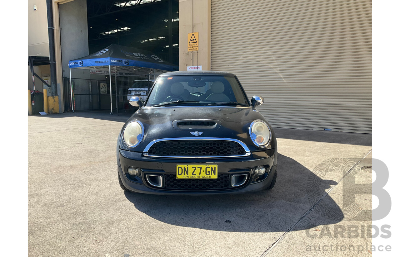 4/2011 Mini Cooper R56 MY11 2d Hatchback Black Turbo 1.6L